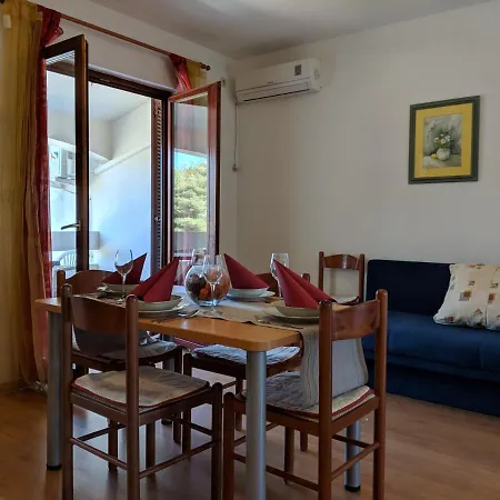 By The Sea Dobropoljana, Pasman - 8198 Apartment Dobropoljana